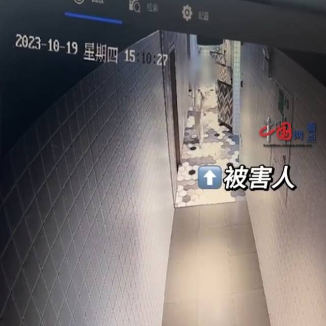 商场员工进女厕偷拍被发现狡辩是在系鞋带，当事女子：报警得知是惯犯，被拘7日并遭辞退-第2张图片-太平洋在线下载